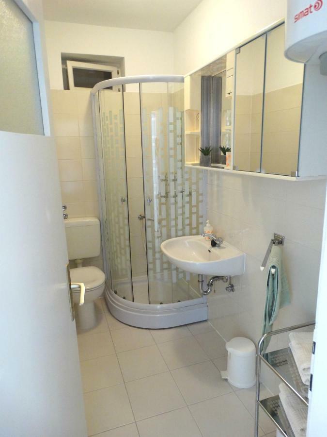 Marina Apartments Каштела Екстер'єр фото